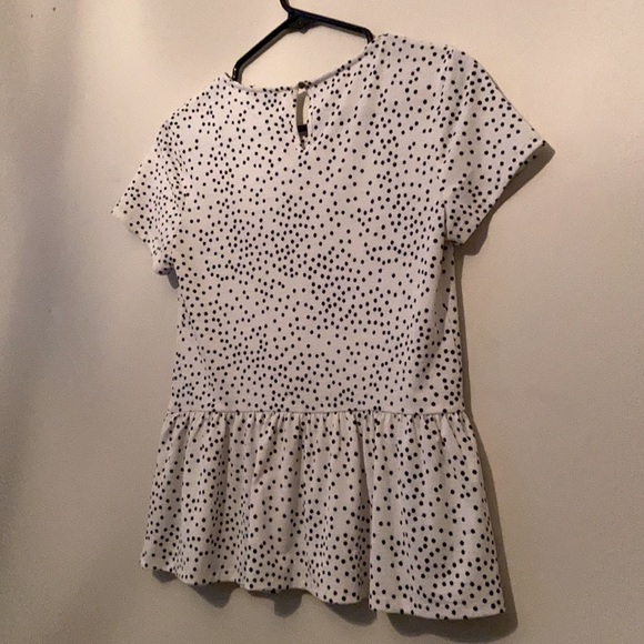 B/W Fitted Peplum Top - Dynamite Clothing - Picture 4 of 4